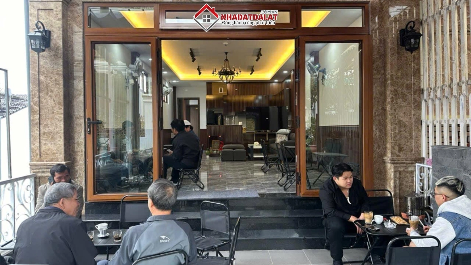 Mặt bằng quán ăn nhỏ & café vừa