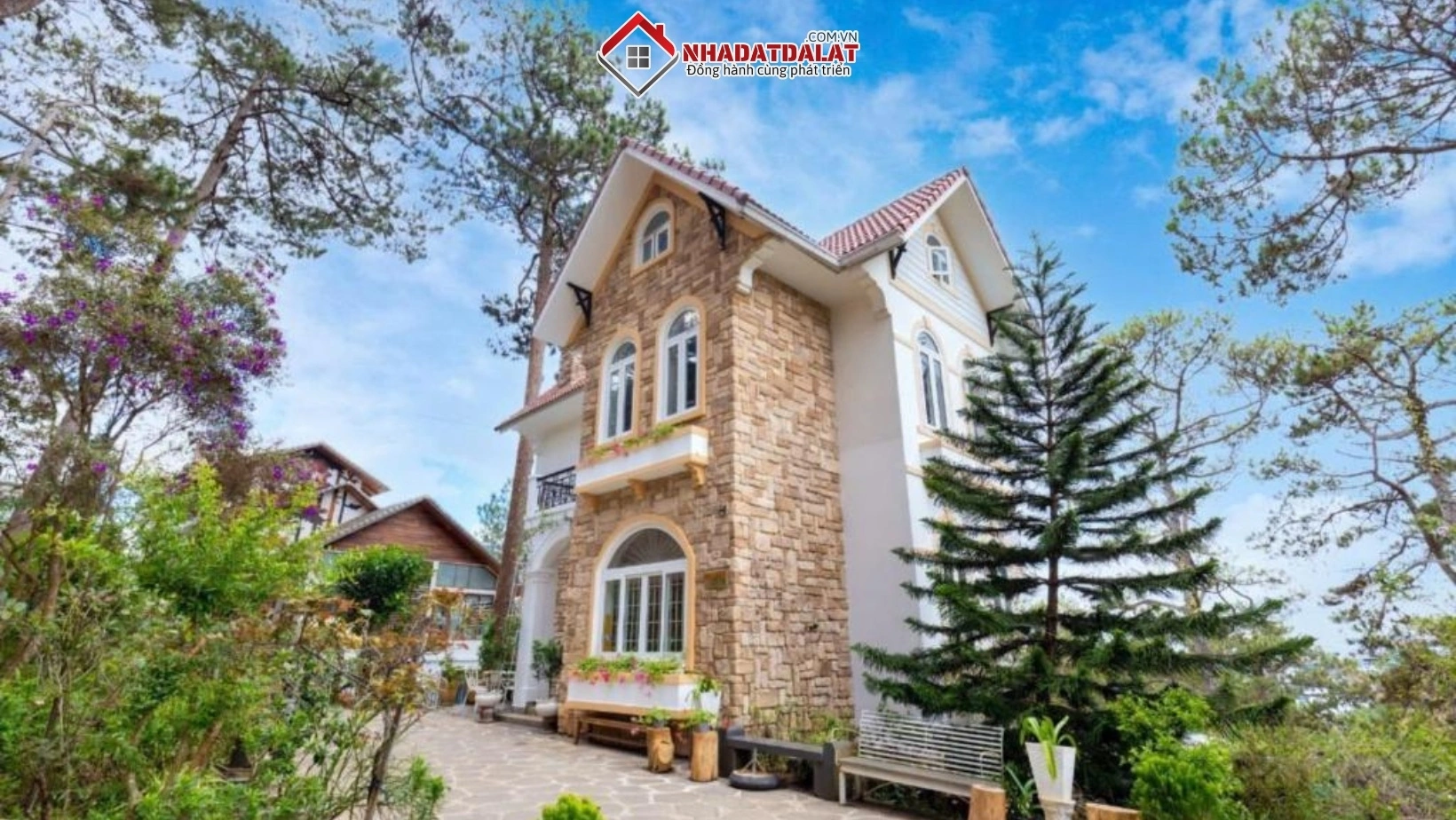 Homestay truyền thống với thiết kế cao cấp