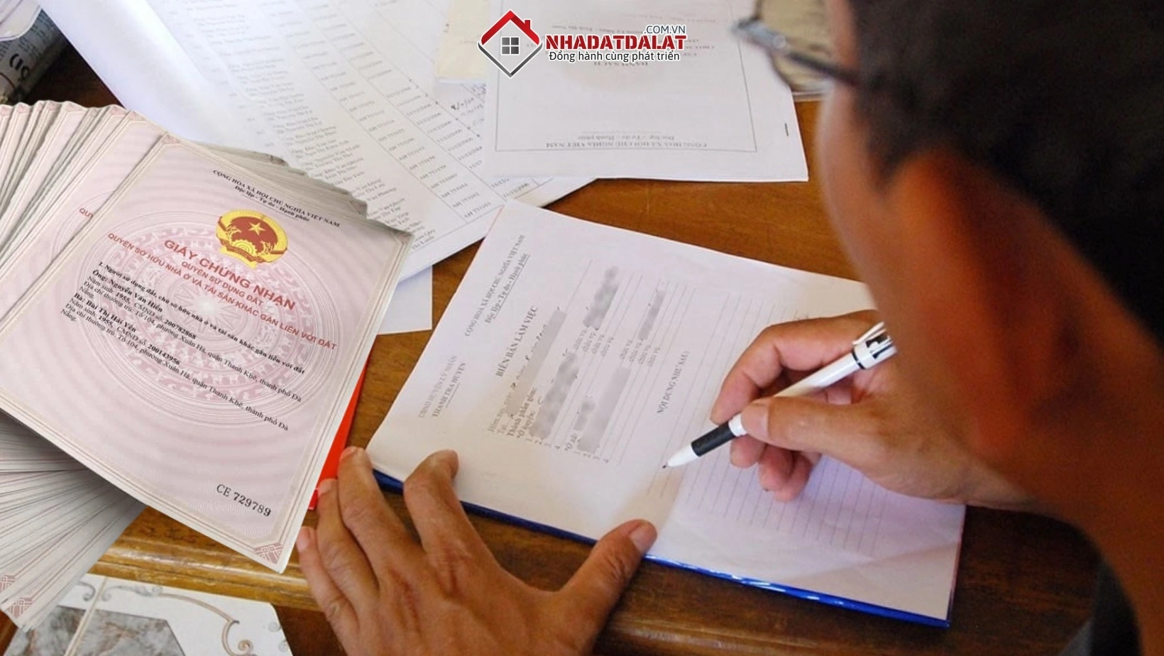 Thời gian xử lý hồ sơ sang tên sổ đỏ được rút ngắn đáng kể
