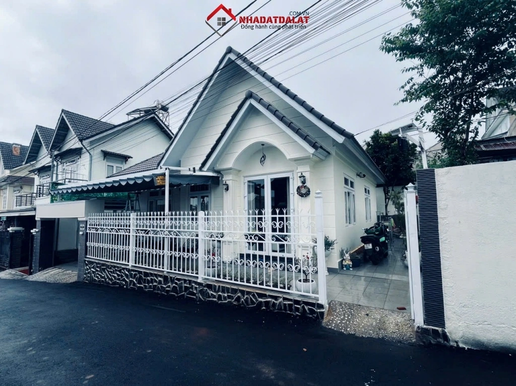 Bán Villa Sân Vườn 201m² Trần Đại Nghĩa – Phường Lâm Viên Đà Lạt Chỉ 11 Tỷ